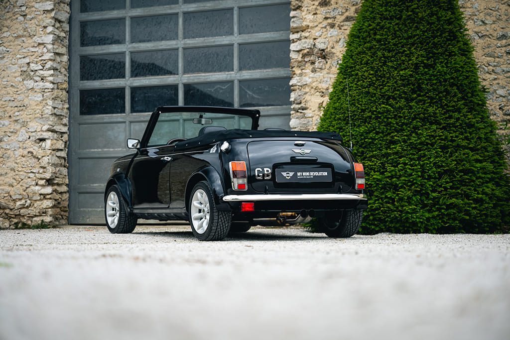 Mini Cabriolet MPI 40th Anniversaire 1999 noir Mengers à vendre occasion My Mini Revolution Paris