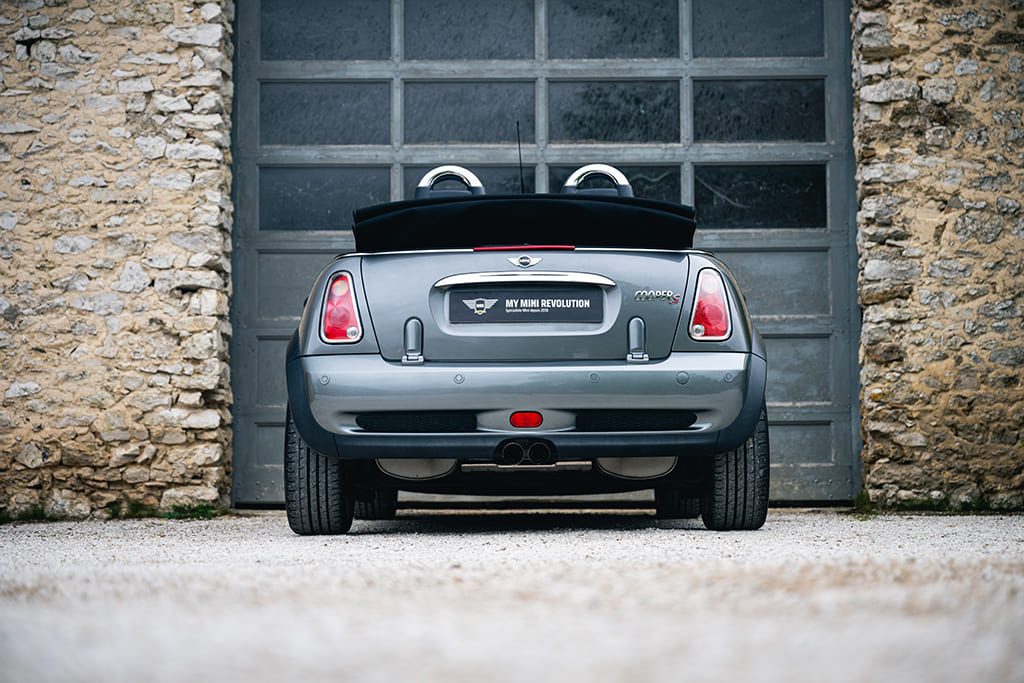 Mini Cooper S JCW John Cooper Works Cabriolet usine R52 R53 gris à vendre occasion My Mini Revolution Paris