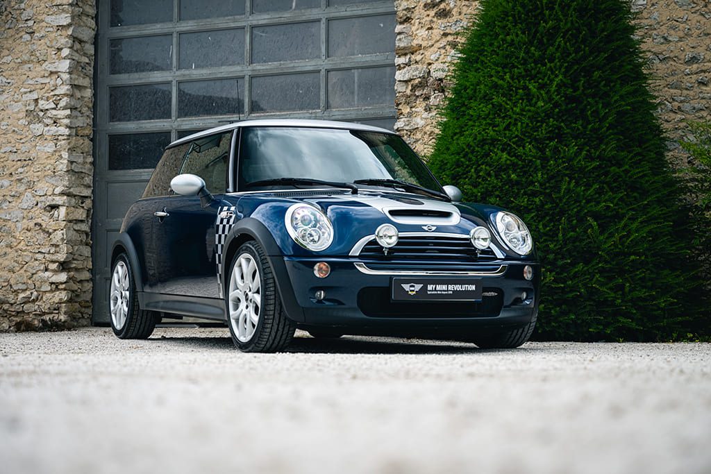 Mini Cooper S Checkmate John Cooper Works JCW Hatch R53 210cv bleu à vendre occasion My Mini Revolution Paris