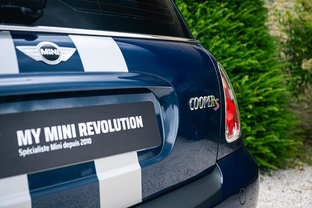 Mini Cooper S Checkmate John Cooper Works JCW Hatch R53 210cv bleu à vendre occasion My Mini Revolution Paris