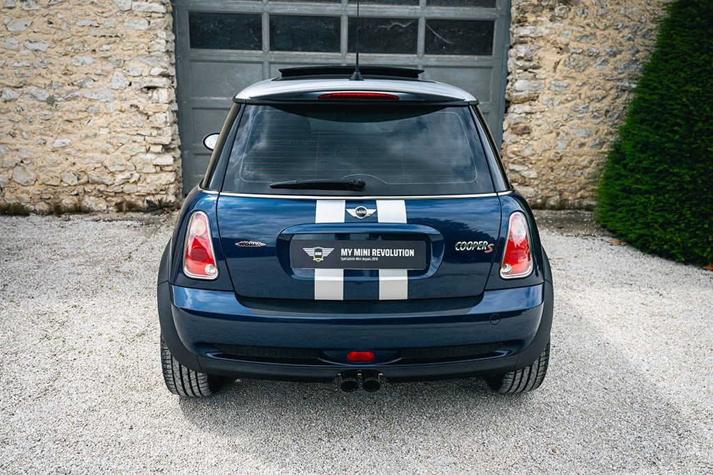 Mini Cooper S Checkmate John Cooper Works JCW Hatch R53 210cv bleu à vendre occasion My Mini Revolution Paris