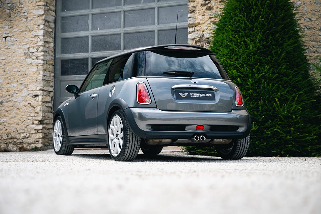 Mini-Cooper-S-R53-Dark-Silver-Metalic-2005_MMR-02