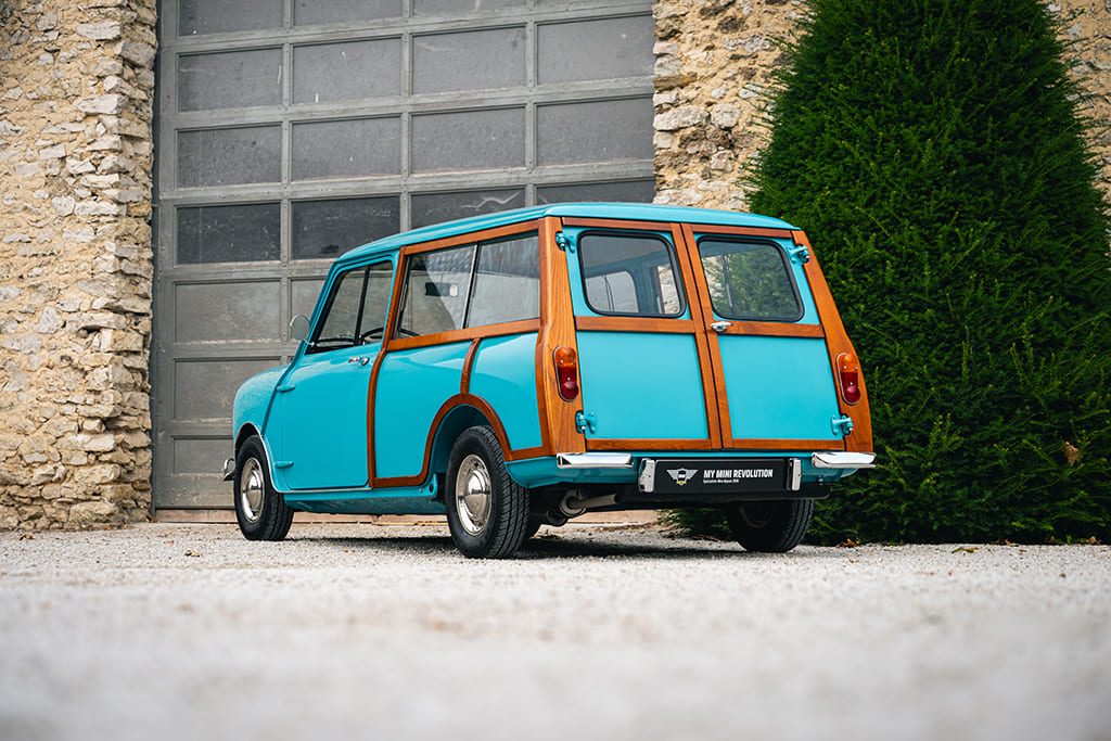 Morris-Traveller-Surf-Blue-1962_©MMR-02