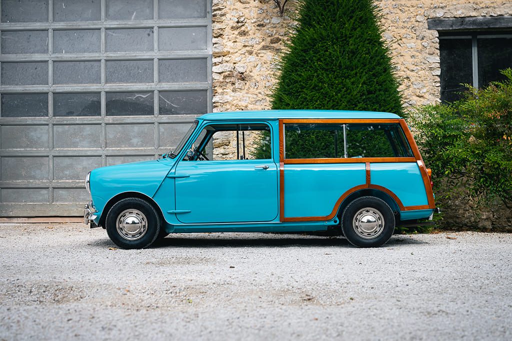 Morris-Traveller-Surf-Blue-1962_©MMR-06