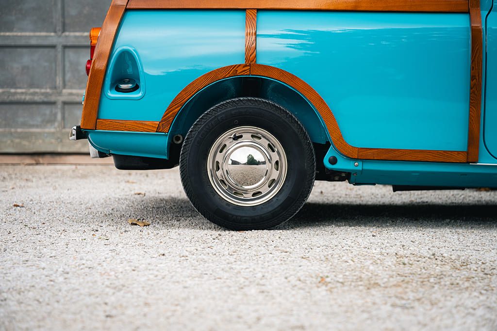 Morris-Traveller-Surf-Blue-1962_©MMR-07