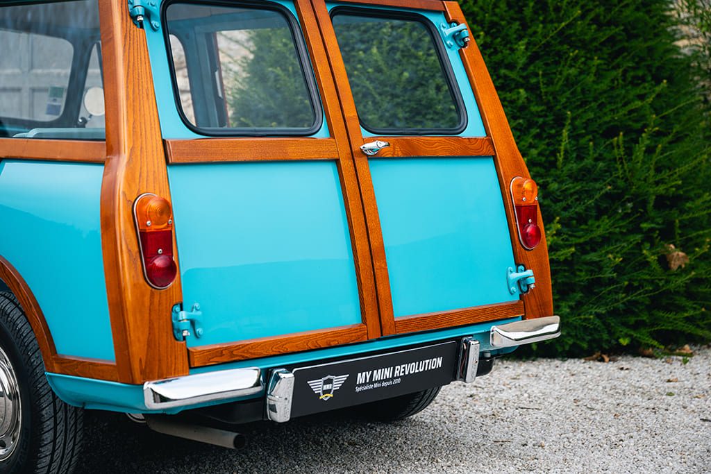 Morris-Traveller-Surf-Blue-1962_©MMR-11