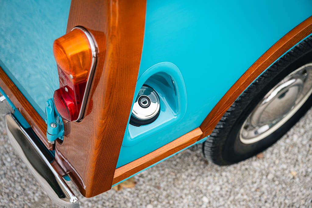 Morris-Traveller-Surf-Blue-1962_©MMR-18